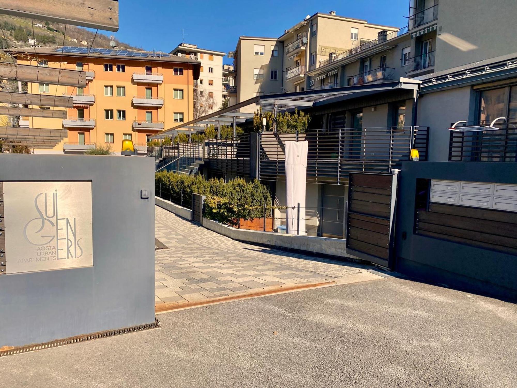 Sui Generis - Aosta Urban Apartments Экстерьер фото